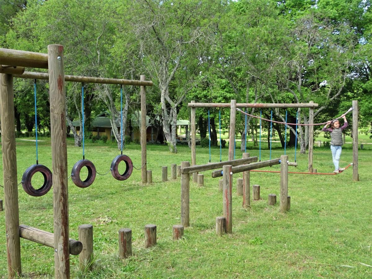 فندق Domaine Le Moulin Neuf سان كوينتين-لا-بوتيريه المظهر الخارجي الصورة